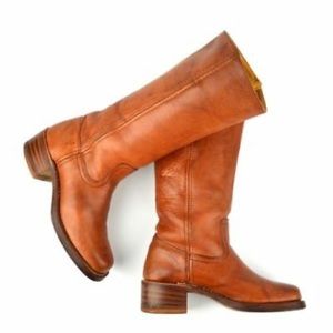 Frye Campus Boots 14L Cognac w/ Lug Sole
